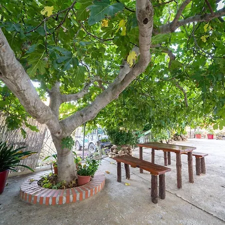 Πανσιόν Vista A La Sierra